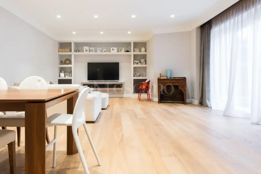 Casa in vendita di 250 mq a €899.000 (rif. 5/2026)