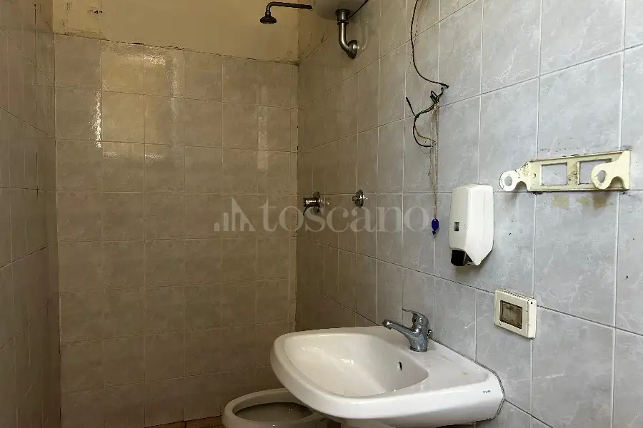 Negozio in vendita di 80 mq a €119.000 (rif. 18/2025)