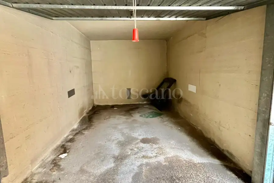 Box in vendita di 18 mq a €20.000 (rif. 73/2026)