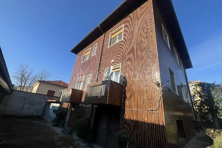 Casa Indipendente in vendita di 200 mq a €789.000 (rif. 51/2024)