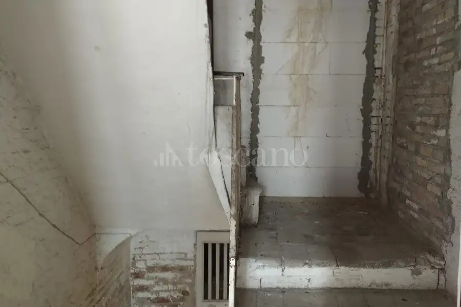Palazzo in vendita di 160 mq a €165.000 (rif. 32/2026)