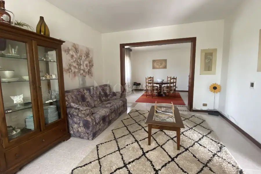 Casa Indipendente in vendita di 214 mq a €246.000 (rif. 16/2026)