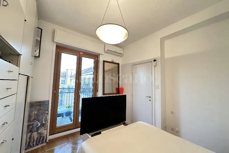 Attico in vendita di 95 mq a €699.500 (rif. 11/2025)