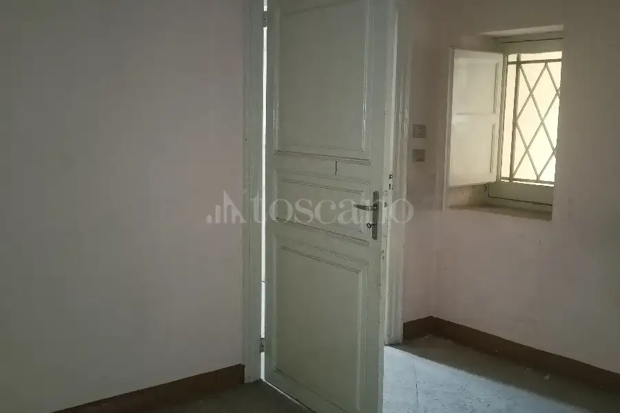 Casa in affitto di 267 mq a €1.350 (rif. 22/2026)