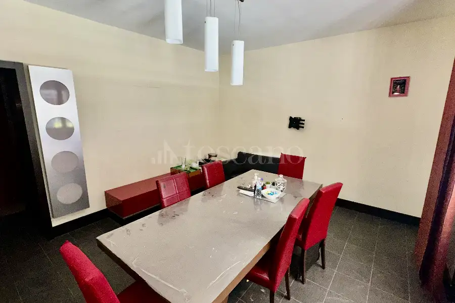 Ufficio in vendita di 150 mq a €229.000 (rif. 11/2026)