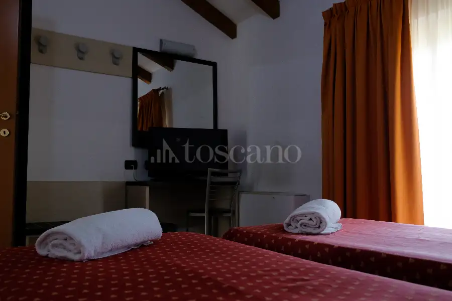 Albergo in vendita di 1.100 mq a €2.800.000 (rif. 14/2023)