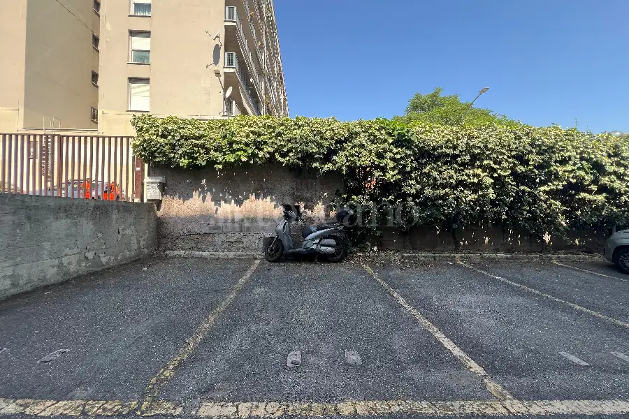 Posto Auto in vendita di 10 mq a €12.000 (rif. 12/2026)