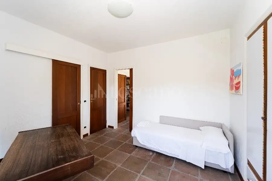 Villa in vendita di 230 mq a €1.200.000 (rif. 2/2026)