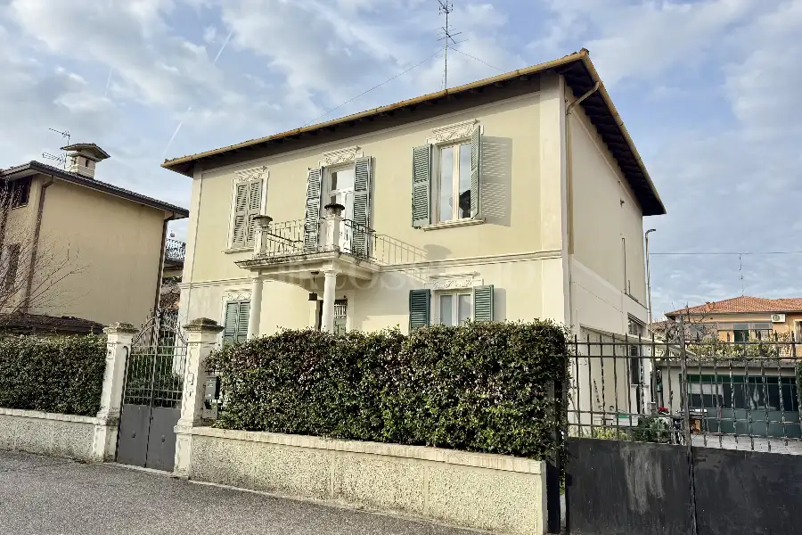 Villa Bifamiliare in vendita di 120 mq a €275.000 (rif. 60/2025)