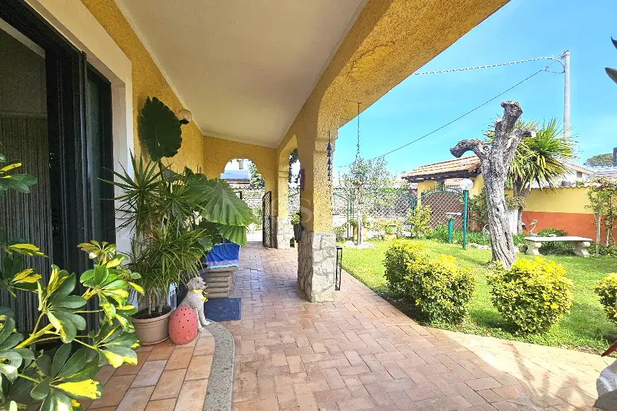 Villa in vendita di 220 mq a €285.000 (rif. 27/2024)