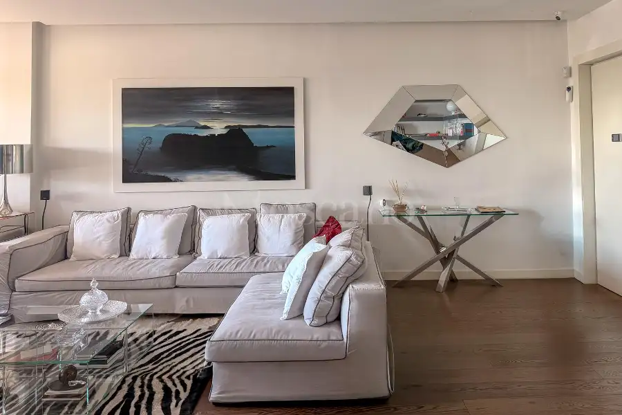Casa in vendita di 252 mq a €1.950.000 (rif. 35/2026)