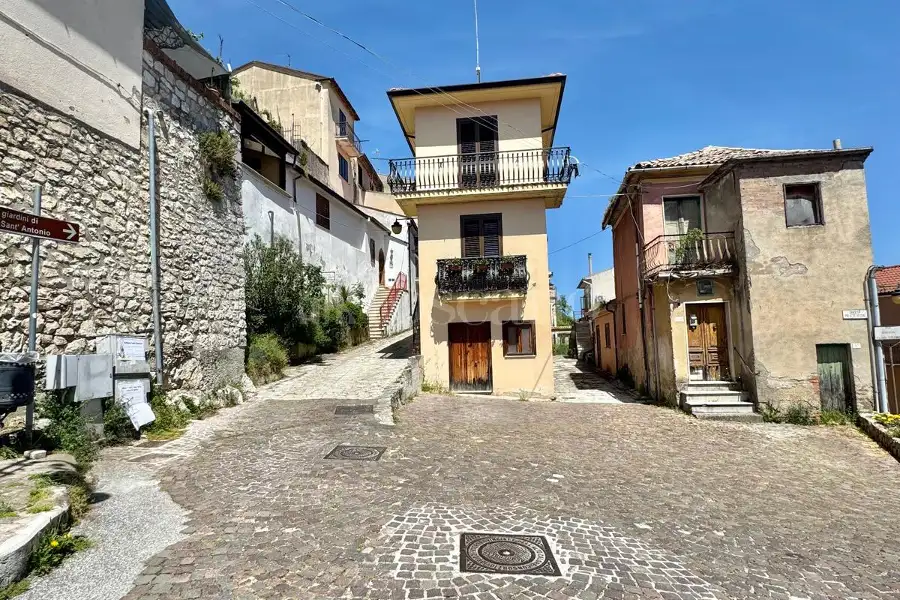 Casa Indipendente in vendita di 60 mq a €20.000 (rif. 94/2026)