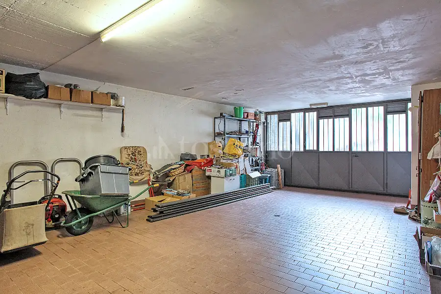 Villa in vendita di 380 mq a €520.000 (rif. 5/2026)