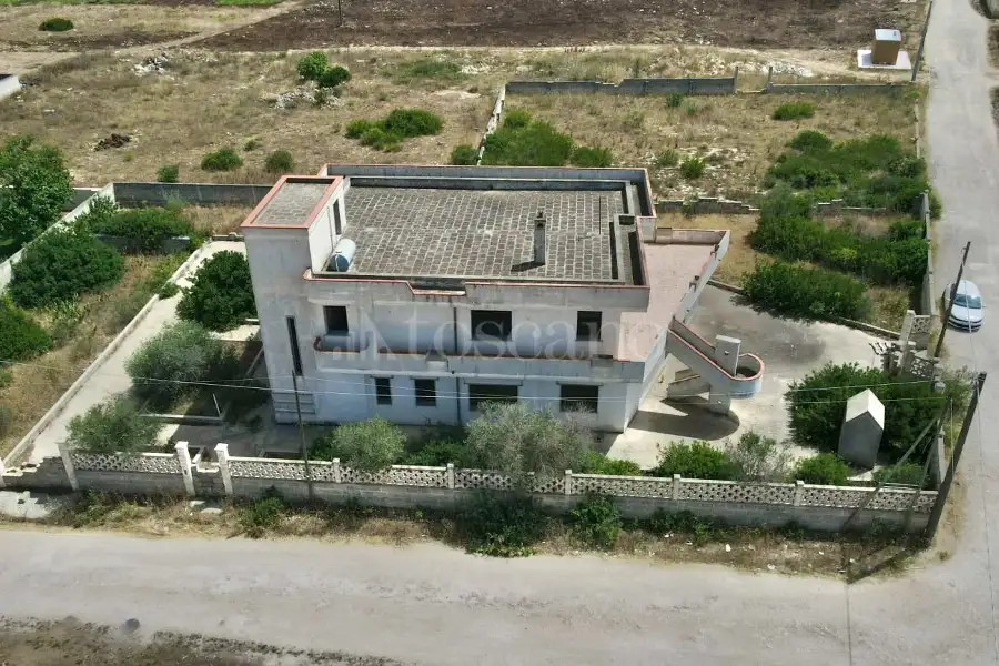 Villa in vendita di 600 mq a €210.000 (rif. 53/2024)