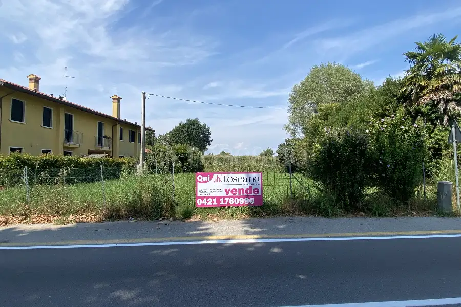 Edificabile Residenziali in vendita di 786 mq a €50.000 (rif. 21/2026)