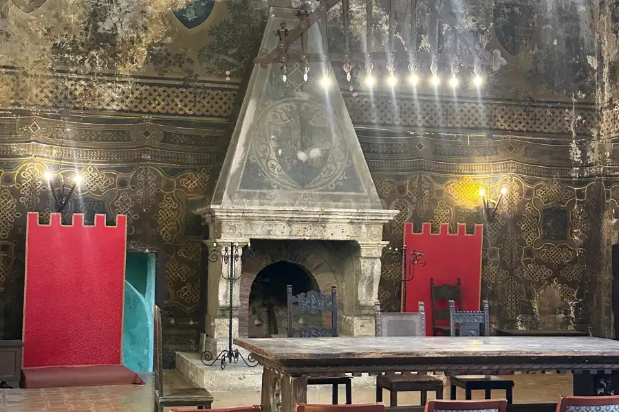Palazzo in vendita di 3.000 mq trattativa riservata (rif. 69/2026)