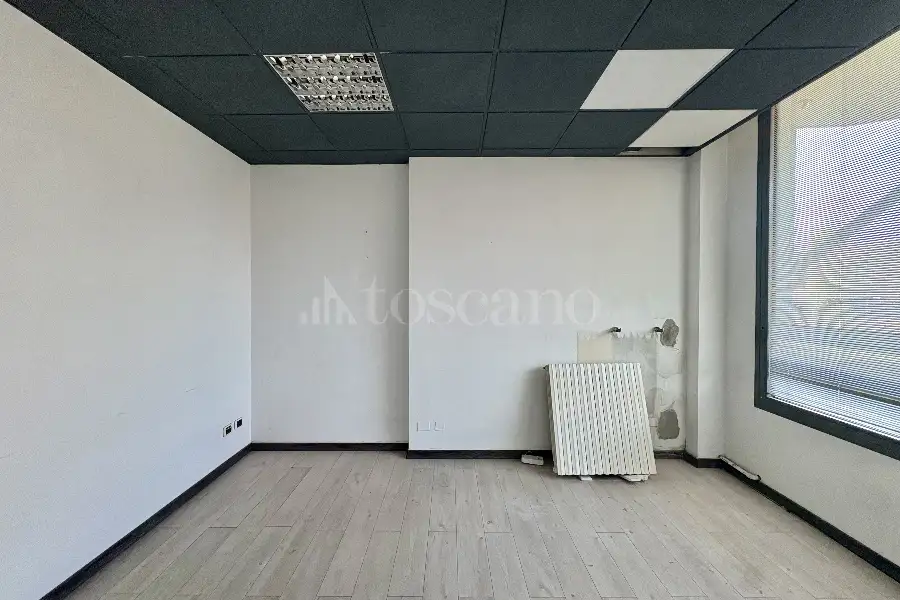 Ufficio in vendita di 110 mq a €140.000 (rif. 30/2026)