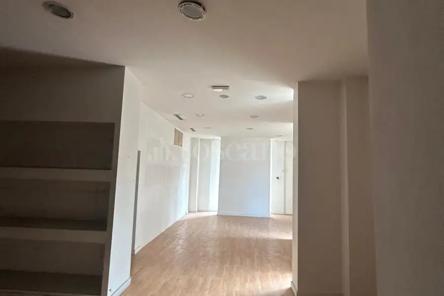 Negozio in affitto di 140 mq a €1.300 (rif. 75/2025)