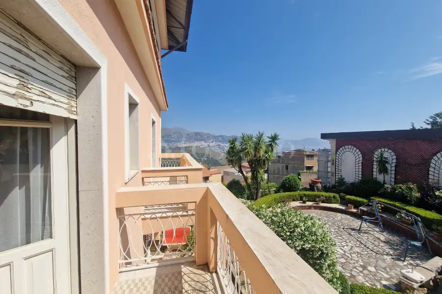 Villa in vendita di 275 mq a €275.000 (rif. 61/2026)