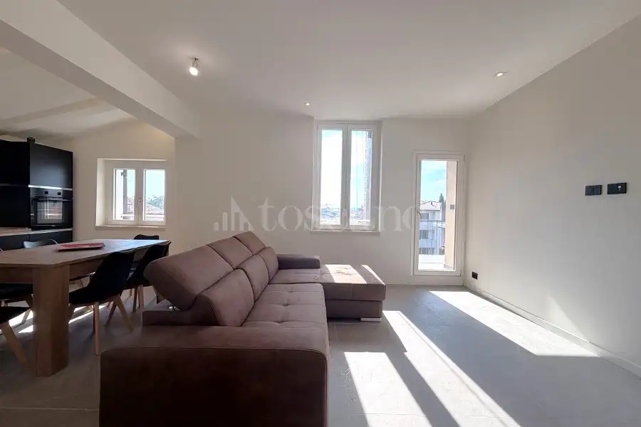 Casa in vendita di 100 mq a €385.000 (rif. 17/2026)