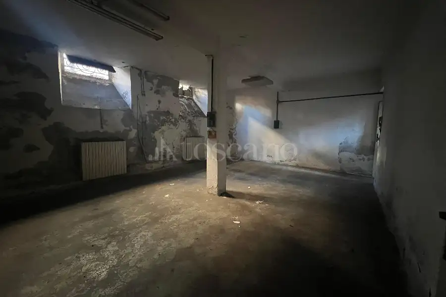 Magazzino in vendita di 90 mq a €80.000 (rif. 16/2026)