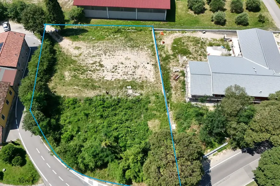 Edificabile Residenziali in vendita di 1.800 mq a €255.000 (rif. 28/2024)