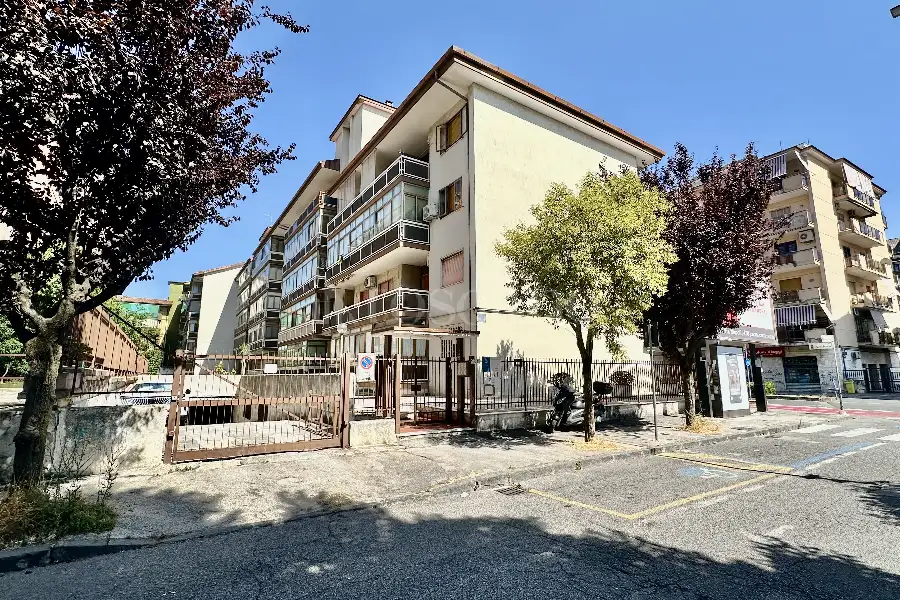 Ufficio in vendita di 150 mq a €229.000 (rif. 11/2026)