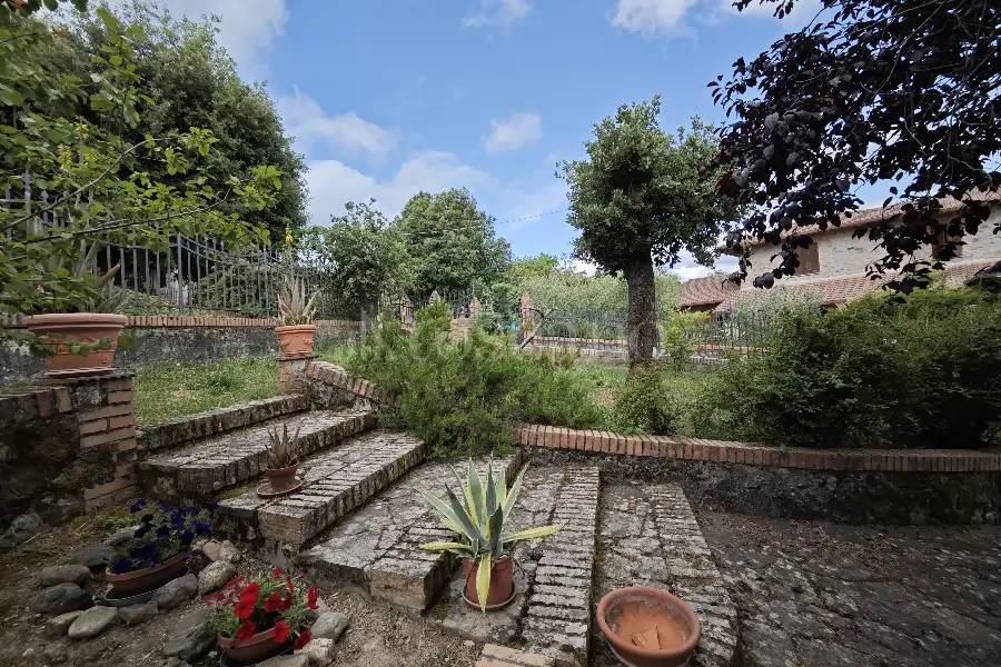 Casa Indipendente in vendita di 220 mq a €339.000 (rif. 7/2025)
