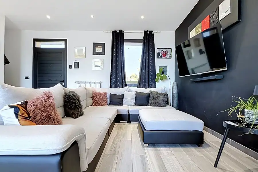 Casa Indipendente in vendita di 167 mq a €255.000 (rif. 137/2026)