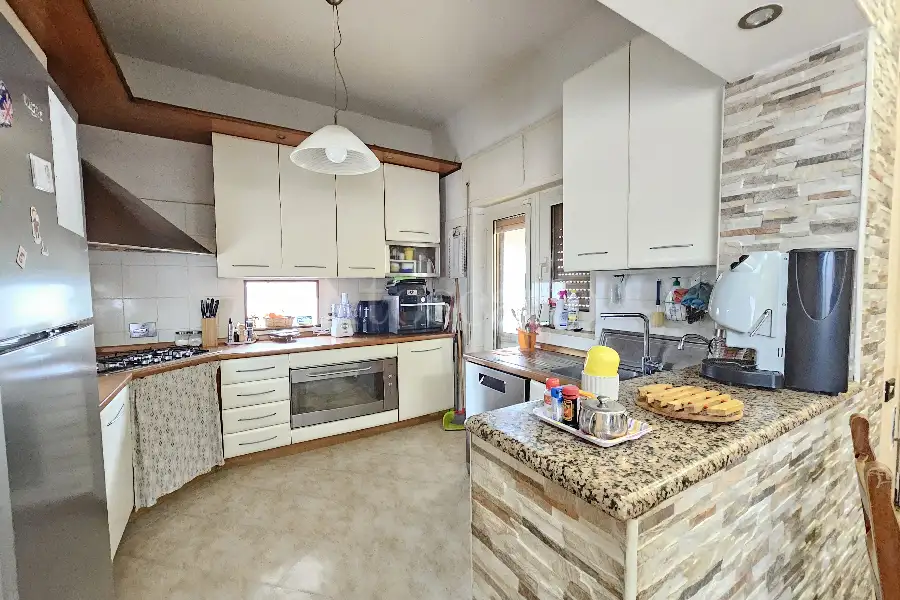 Villa Bifamiliare in vendita di 220 mq a €319.000 (rif. 21/2025)