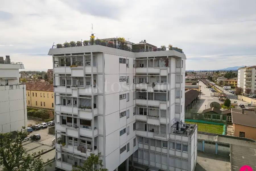 Attico in vendita di 100 mq a €175.000 (rif. 50/2026)