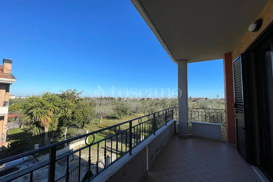 Villa Bifamiliare in vendita di 250 mq a €360.000 (rif. 65/2025)