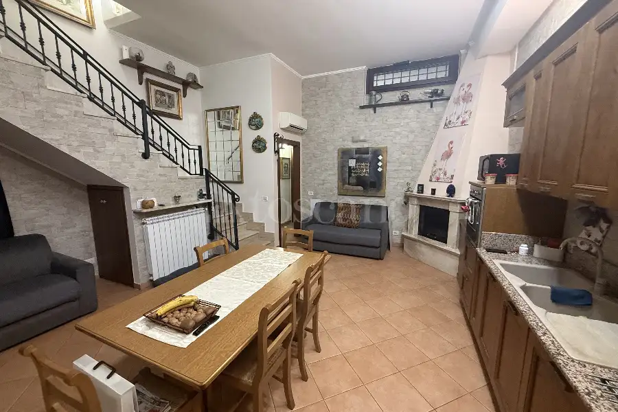 Villino a Schiera in vendita di 120 mq a €379.000 (rif. 7/2026)