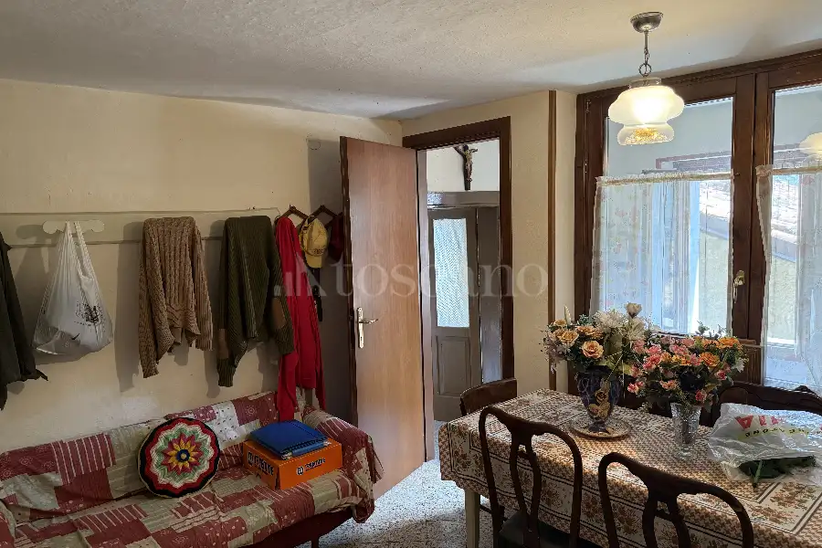 Casa Indipendente in vendita di 160 mq a €49.000 (rif. 19/2025)
