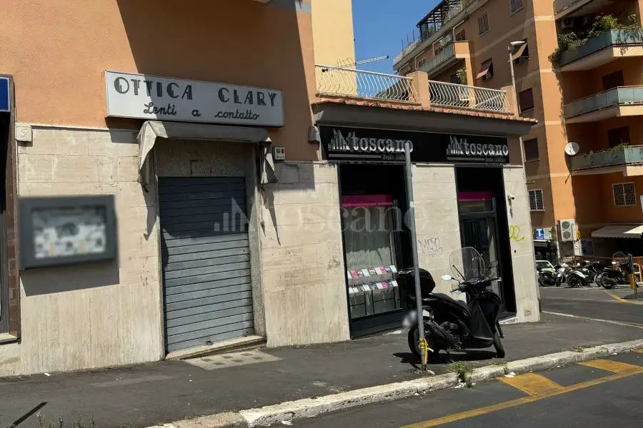Negozio in affitto di 23 mq a €850 (rif. 27/2025)