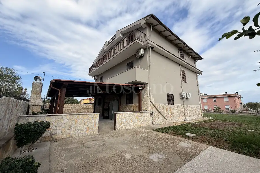 Villa in vendita di 300 mq a €319.000 (rif. 53/2026)