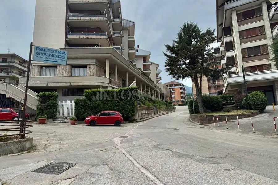 Attività Commerciale in vendita di 330 mq trattativa riservata (rif. 135/2026)