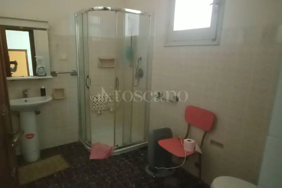Casa Indipendente in vendita di 458 mq a €185.000 (rif. 39/2026)
