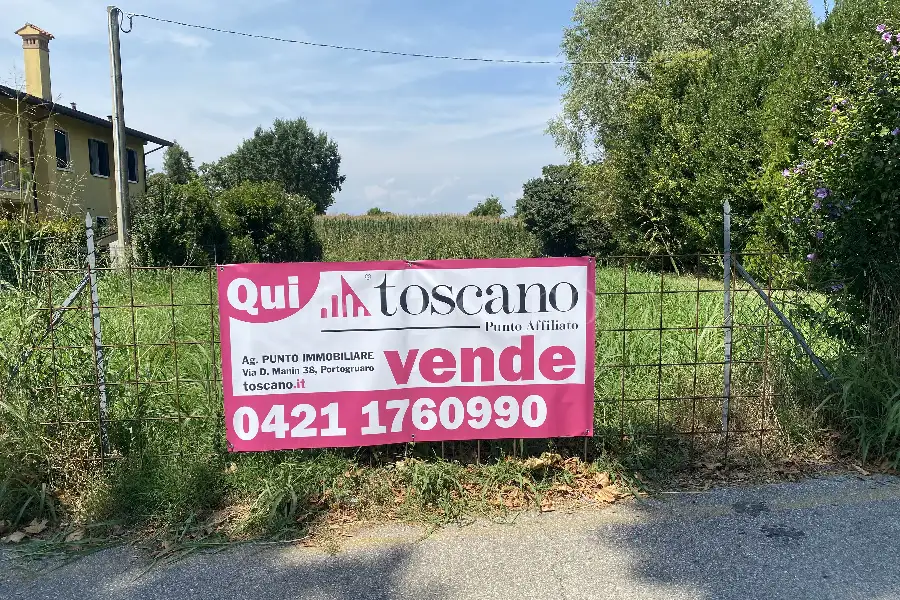 Edificabile Residenziali in vendita di 786 mq a €50.000 (rif. 21/2026)