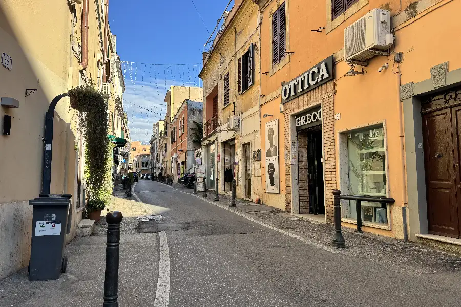 Attività Commerciale in vendita di 100 mq a €149.000 (rif. 7/2025)