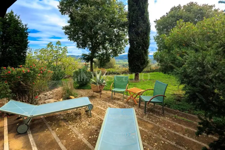 Villa in vendita di 300 mq a €1.450.000 (rif. 40/2025)