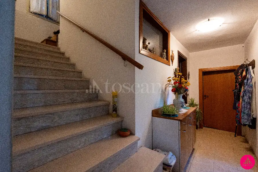 Casa Indipendente in vendita di 360 mq a €320.000 (rif. 128/2026)