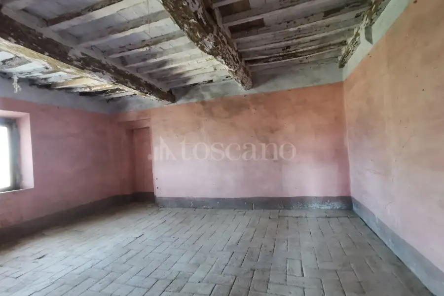 Casale in vendita di 1.200 mq a €470.000 (rif. 35/2023)