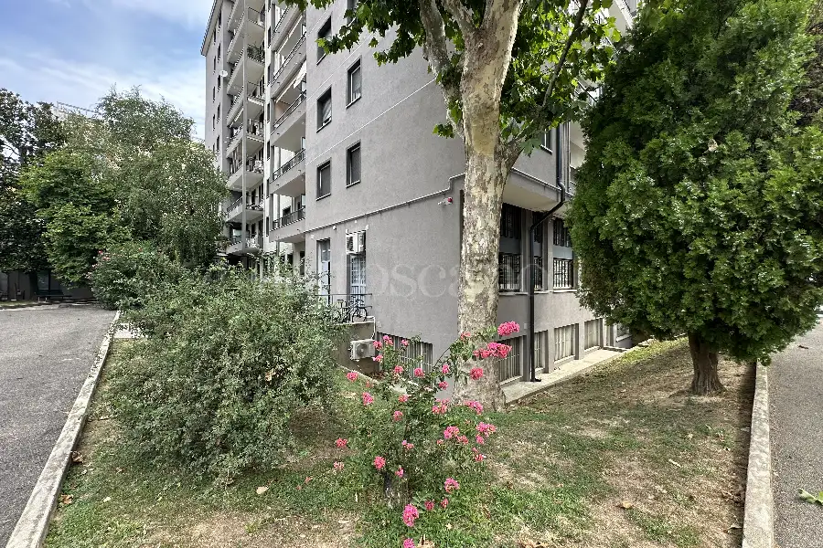 Box in vendita di 12 mq a €50.000 (rif. 43/2026)