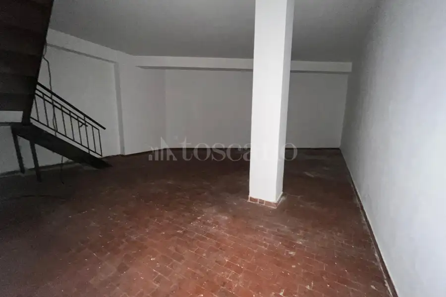 Negozio in vendita di 96 mq a €234.000 (rif. 11/2026)