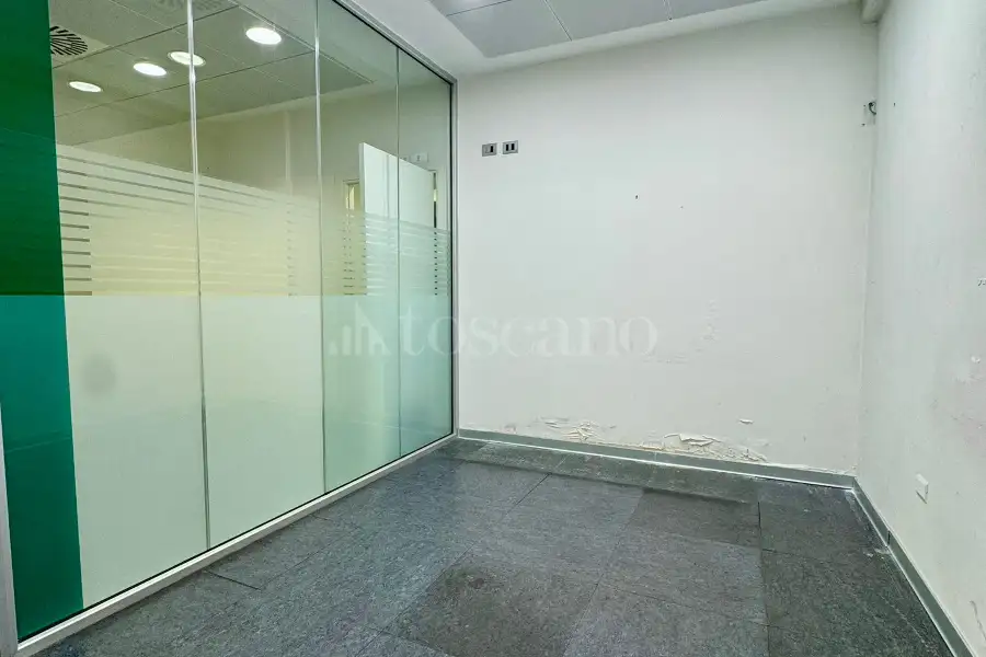 Negozio in vendita di 120 mq a €200.000 (rif. 90/2025)