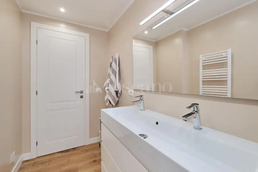 Villa in vendita di 259 mq a €1.100.000 (rif. 2/2026)