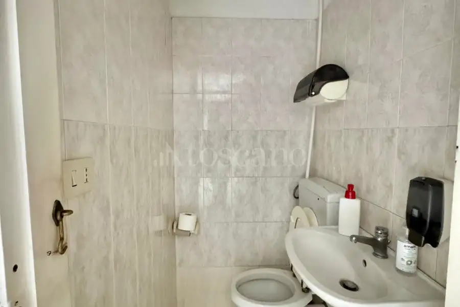 Ufficio in affitto di 250 mq a €1.000 (rif. 69/2024)