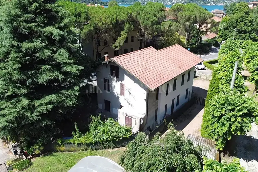 Casa Indipendente in vendita di 220 mq a €245.000 (rif. 60/2026)