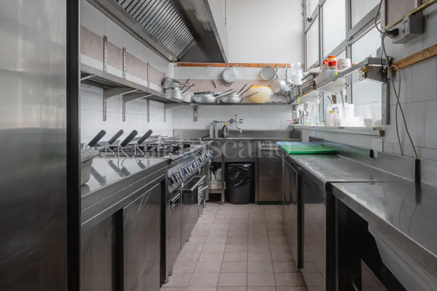 Attività Commerciale in vendita di 210 mq a €159.000 (rif. 22/2026)